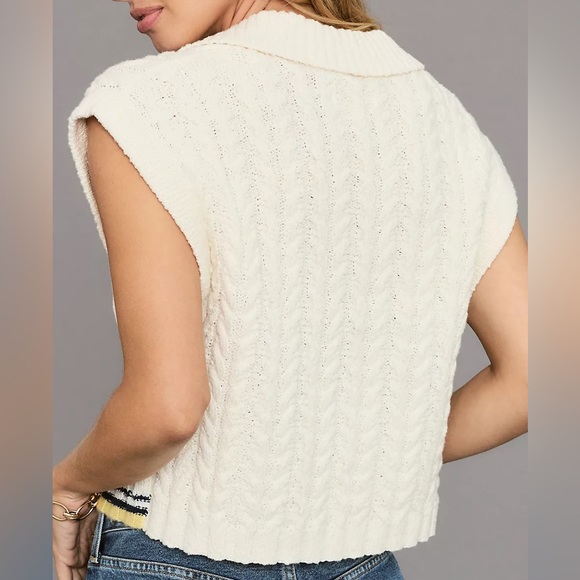 NWTS CABLE KNIT SWEATER VEST (XL) - Picture 3 of 12